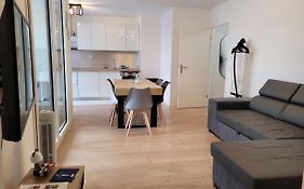Chez Patron T3 2Br With 2 Parking Near Disneyland Paris & Train Station-Chessy